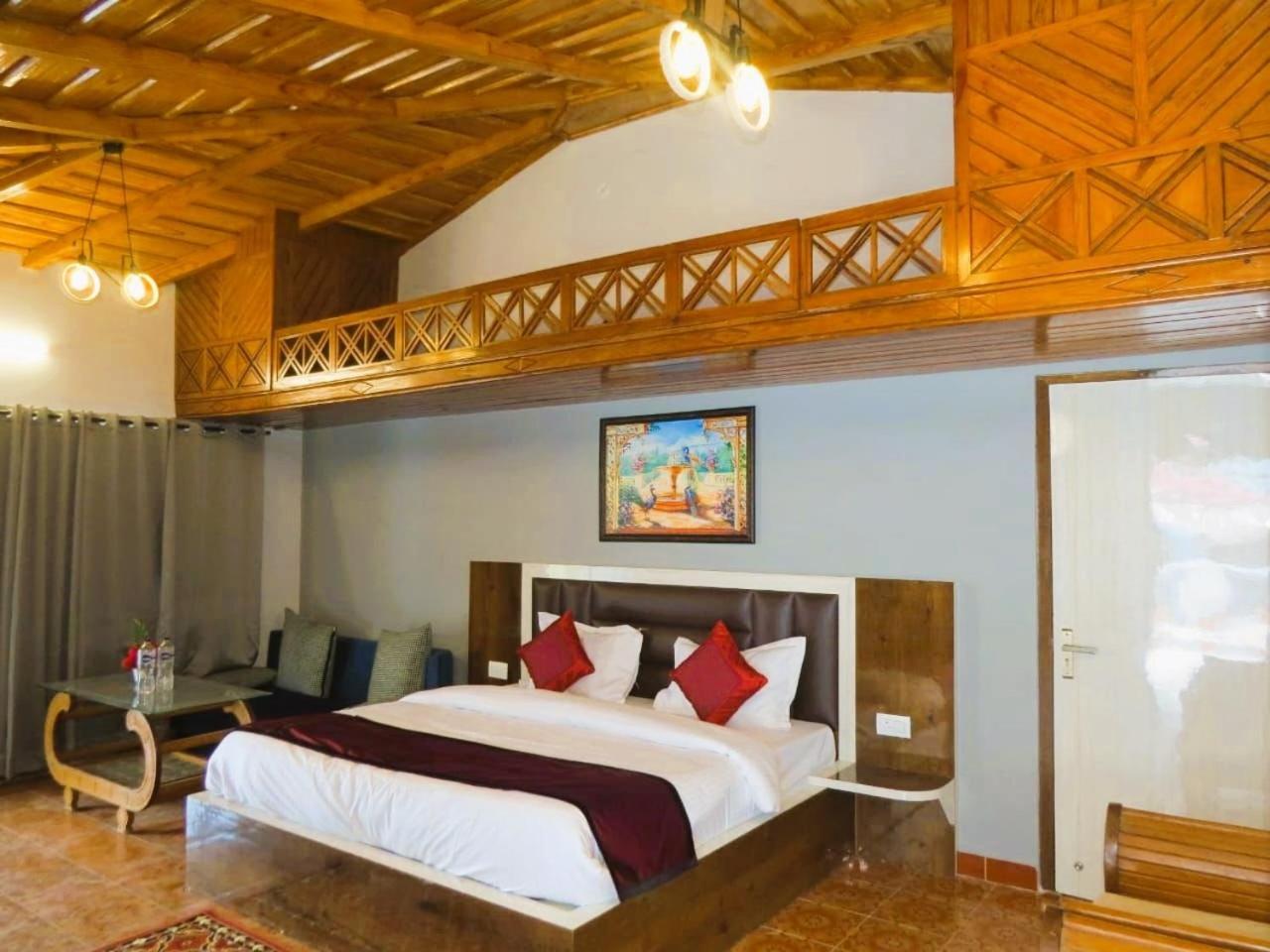 Hotel Haya Palace Nainital Exterior foto