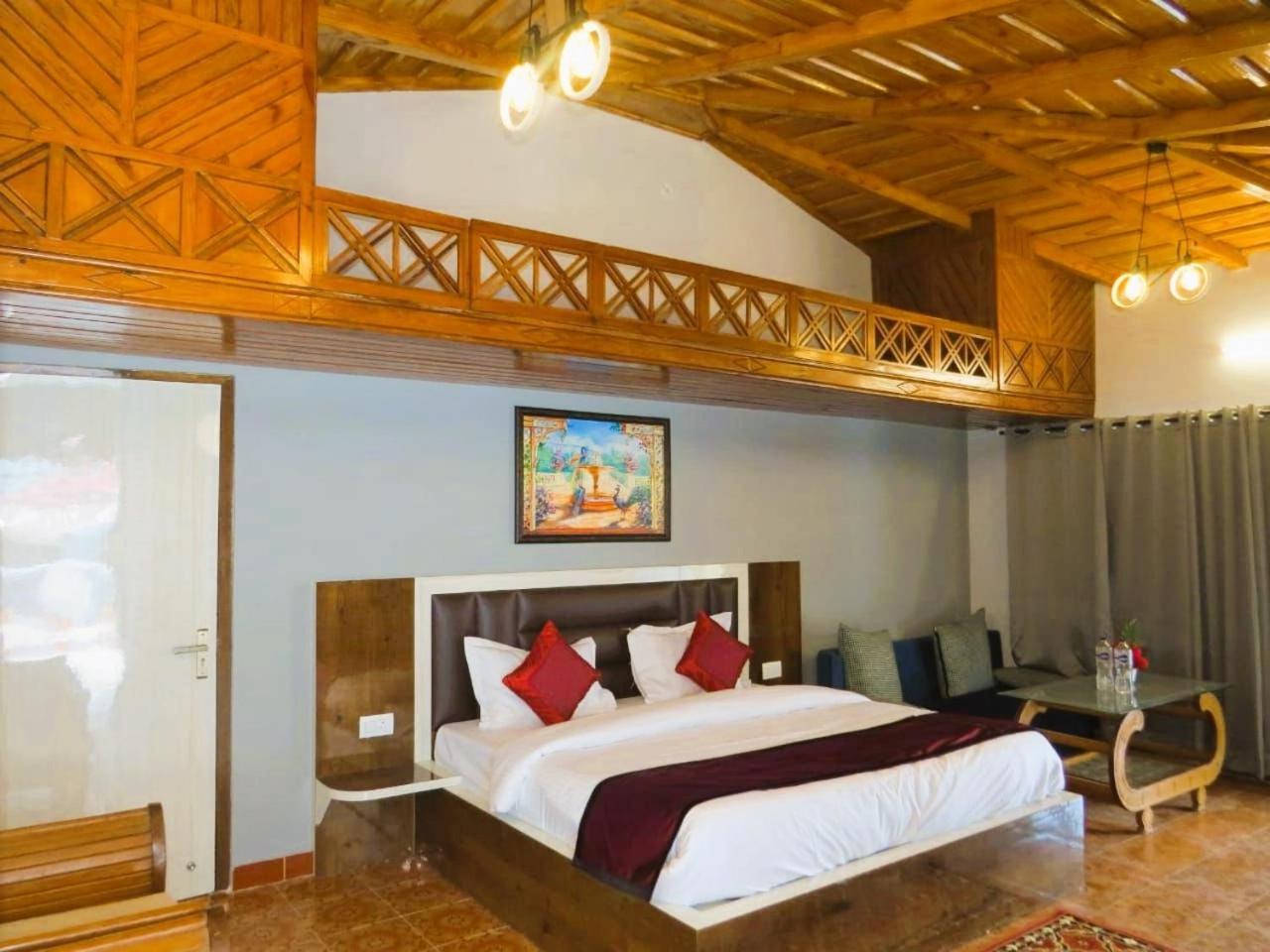 Hotel Haya Palace Nainital Exterior foto